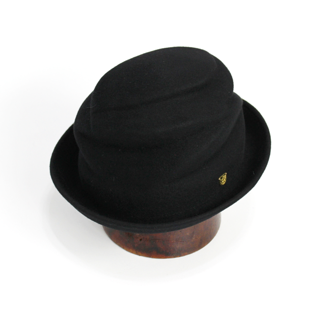 壬生樹歩 ラビットウールの素敵な帽子-